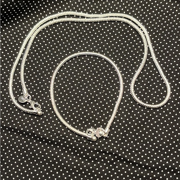 2002-AMT Two Piece Jewelry Set 925 Charm Stamped Necklace & Bracelet - Picture 4 of 13